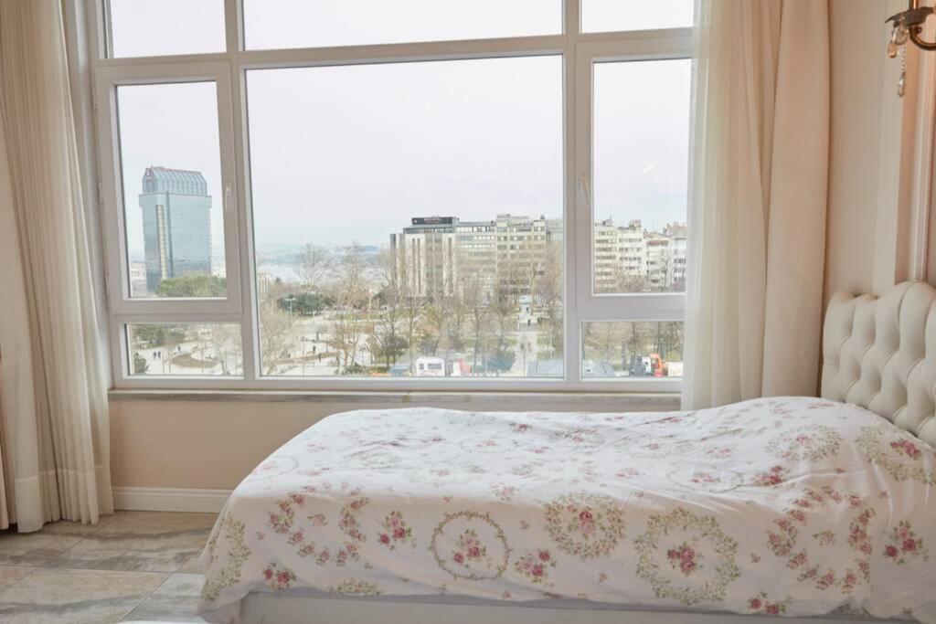 Taksim Square Apartment, Great View, Luxury Istanbul Exterior photo